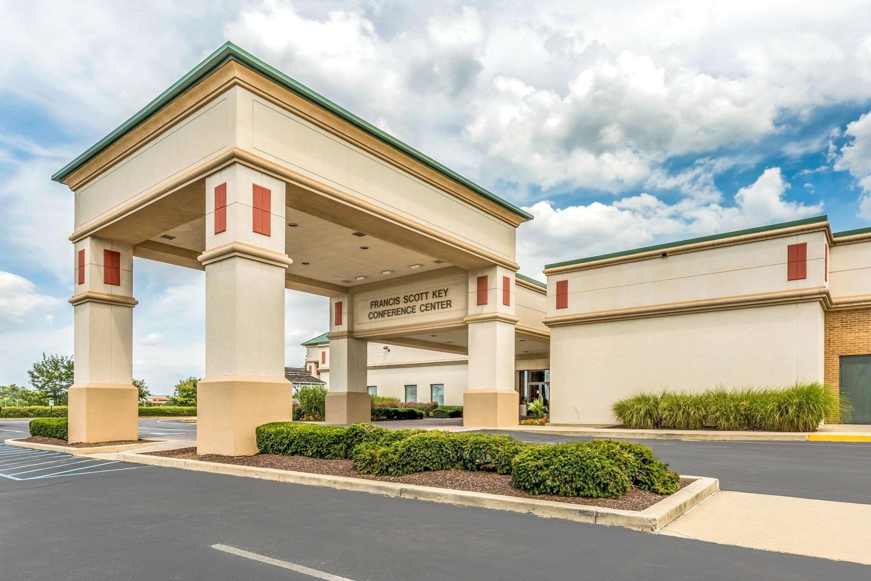 Clarion Inn Frederick Event Center Exterior foto